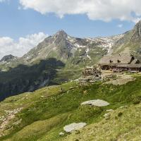 Refuge de la Dent Parrachée et barrages d'Aussois