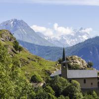La tour Bérold de Saxe et l'église Notre Dame de l'Annonciation du Chatel. voir détail 7